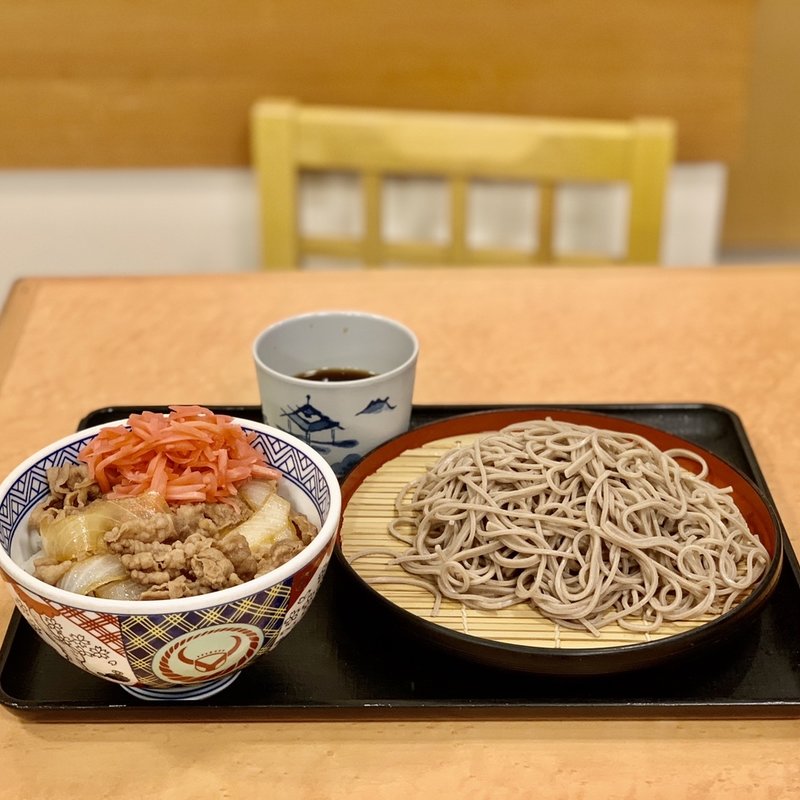牛丼もりそばセット(そば処吉野家 足柄サービスエリア下り店 （アシガラサービスエリアクダリテン）)