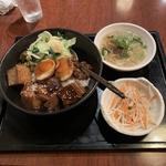 ルーロー麺&担仔麺セット(台南担仔麺 （タイナンターミー）)
