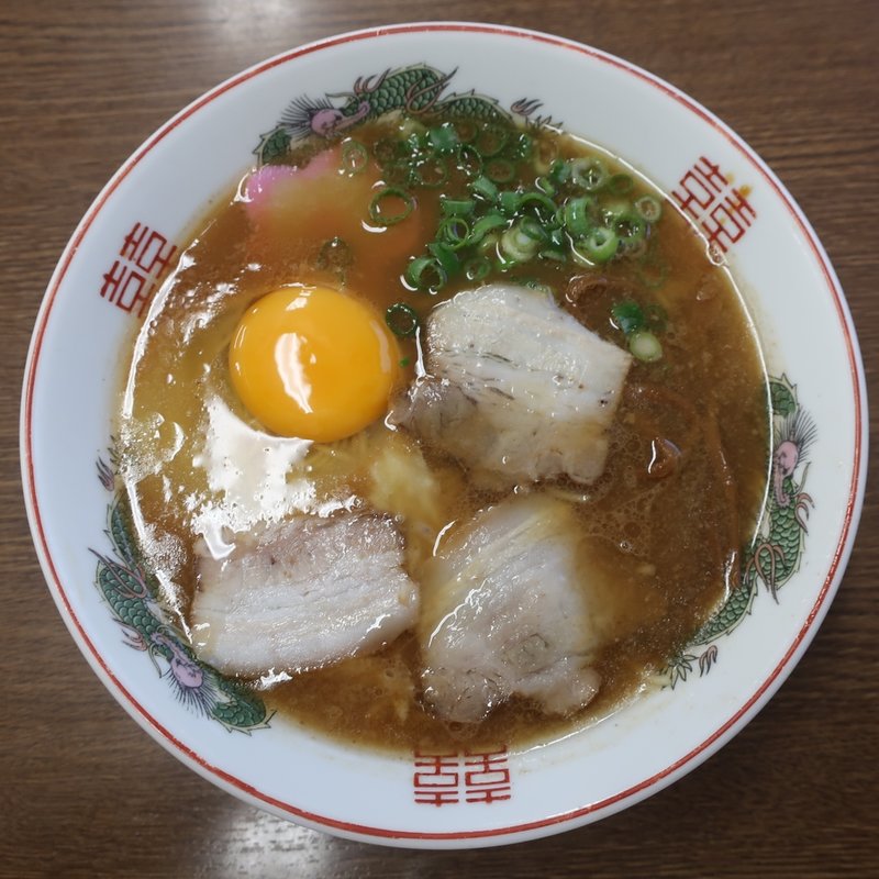 生玉子入り中華そば(泉善)