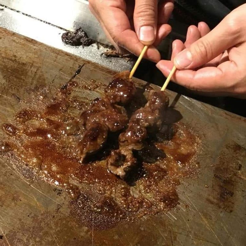 カラメ焼き(鉄板牛串 アベ亭)