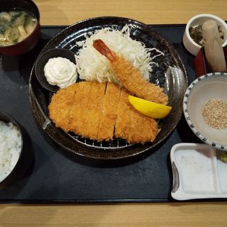 ロースカツ定食(150g)(とんかつ がんこ 奈良店 )
