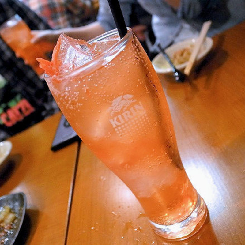 紅ショウガサワー(ゾウとチャッカまん)