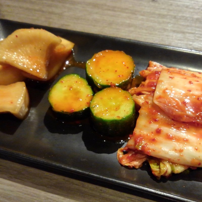 キムチ盛り合わせ(YAKINIKU-IWA)