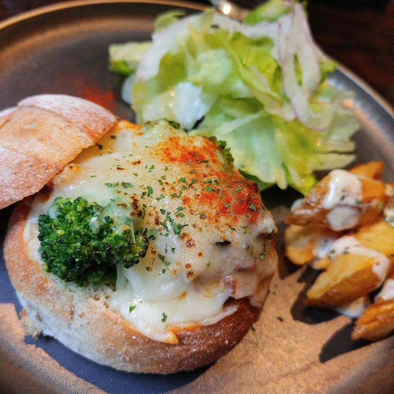 くたくた茄子のミートパングラタン(glam 西新宿店)