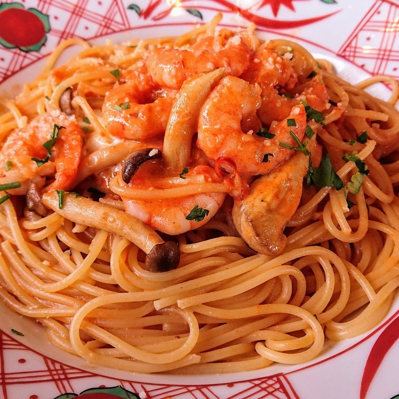 たっぷり海老とモッツァレラチーズのトマトクリーム(洋麺屋五右衛門 港北店)