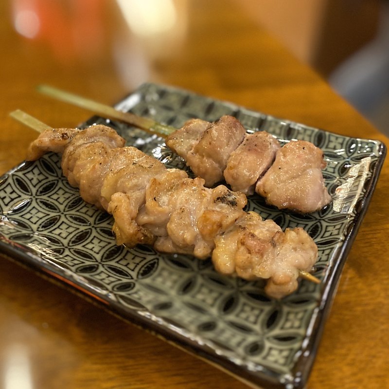 首肉、鶏ヒレ(焼鳥 しろう)