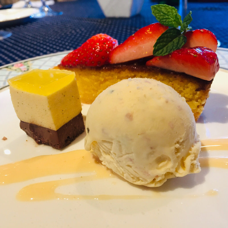 本日のデセール(フランス厨房 旬彩 中央駅店 )