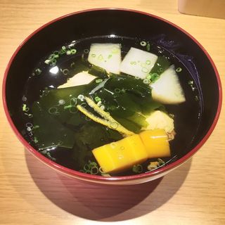 漁師汁(回転寿司 すしえもん ブランチ博多パピヨンガーデン店)