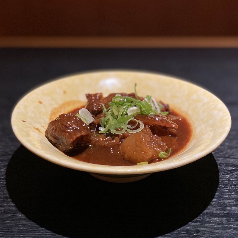名物！松阪牛すじどて煮(風の蔵人 （かぜのくらびと）)