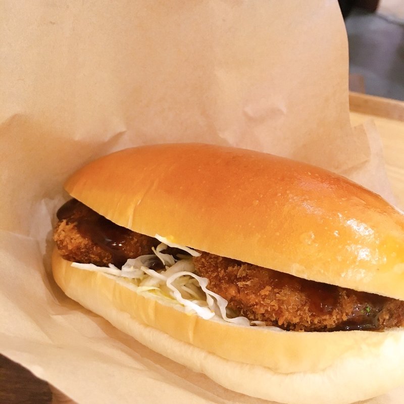 メンチカツ(パンの田島+ドトール　イオンモールナゴヤドーム前店)