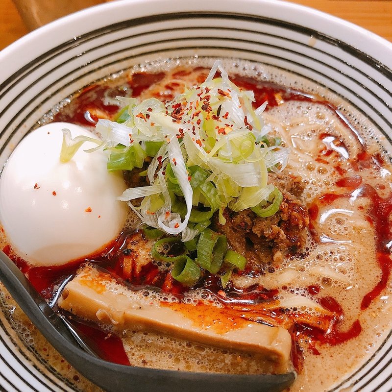 大人の坦々麺(煮玉子トピ)(極麺 青二犀 （ゴクメン アオニサイ）)