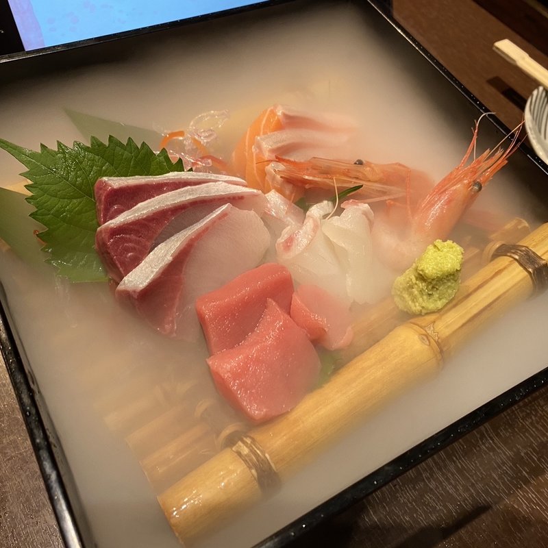 お造り五種盛り(いそちゃん)