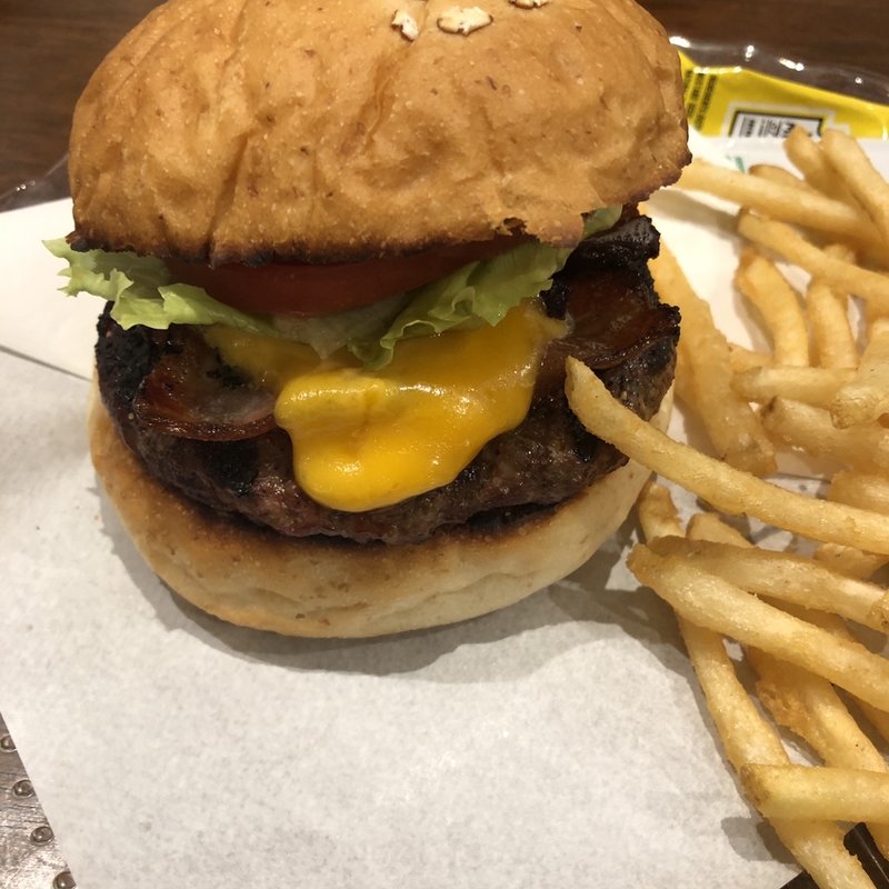 ハンバーガー(Fatz’s The San Franciscan)