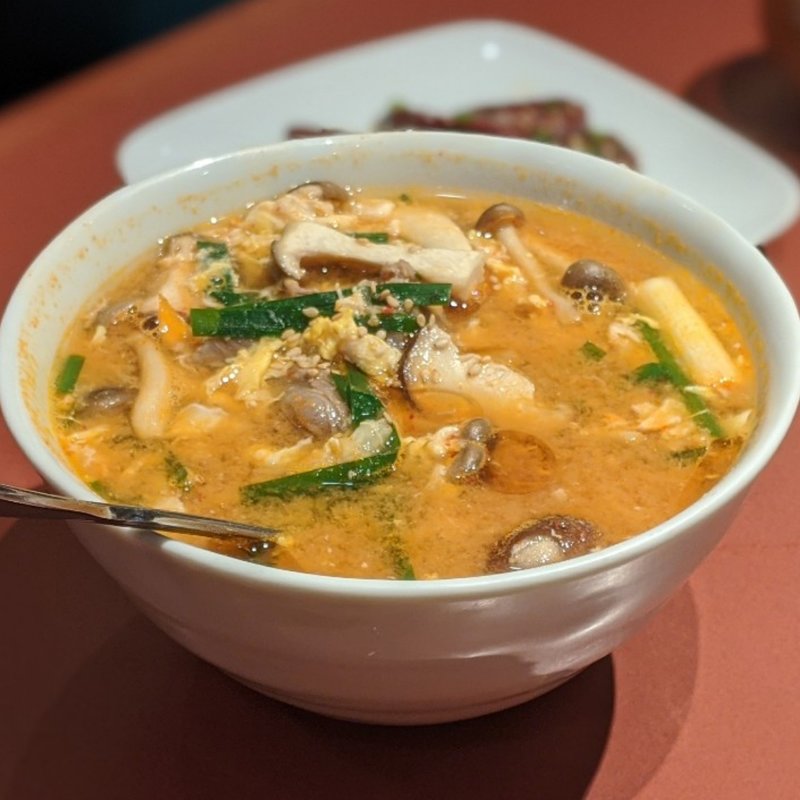 カルビクッパ(焼肉よこづな)