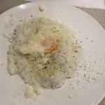ランチ　半熟卵のクリームソースパルメザン胡椒風味リゾット