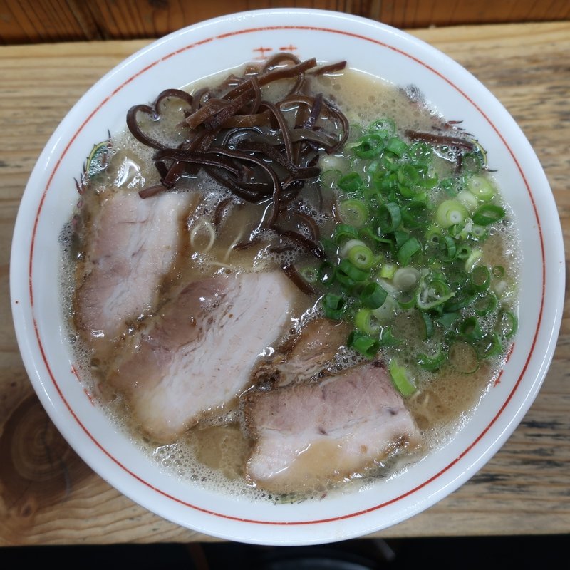 とんこつ(山下商店)