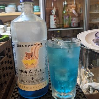 沖縄んブルー(べっぴん野菜と日本酒 TAMAYA)