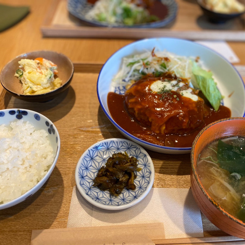 チーズハンバーグ(お食事処 asatte)