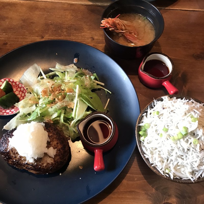 A定食 鬼おろしハンバーグ しらす丼(ジャックマーリー)