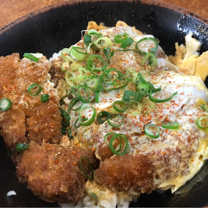 かつ丼　小盛(かつ丼 吉兵衛 三宮本店)