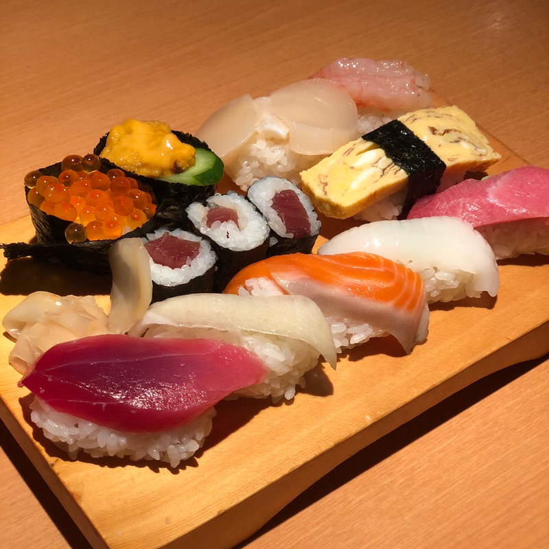 特上握り(魚がし鮨 田町本店 （うおがしすし）)