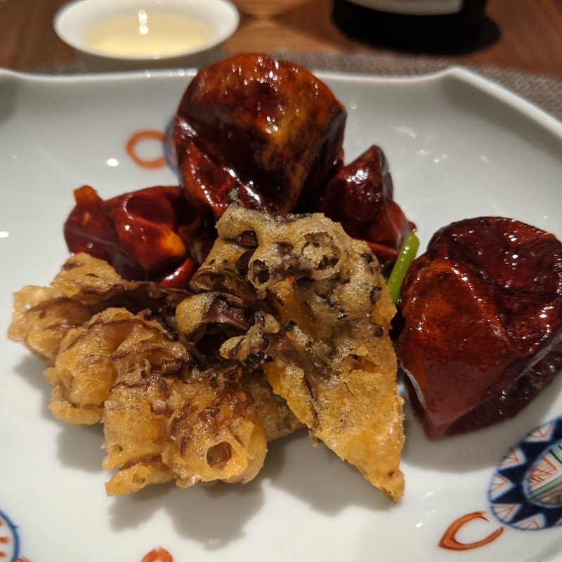 舞茸のフリット　四川風朝天唐辛子炒め(series)