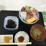 限定 海鮮丼(魚市場食堂)