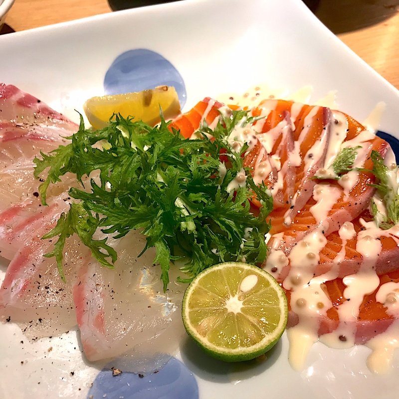 真鯛とサーモンのカルパッチョ(魚金醸造)