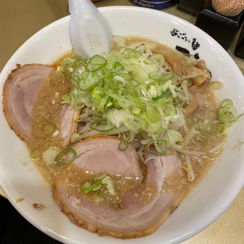 しょうゆラーメン(超ごってり麺ごっつ 秋葉原店)