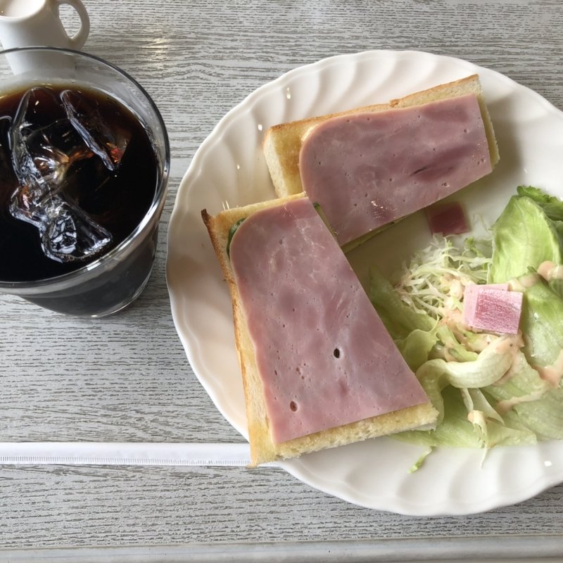 モーニング(ドム)