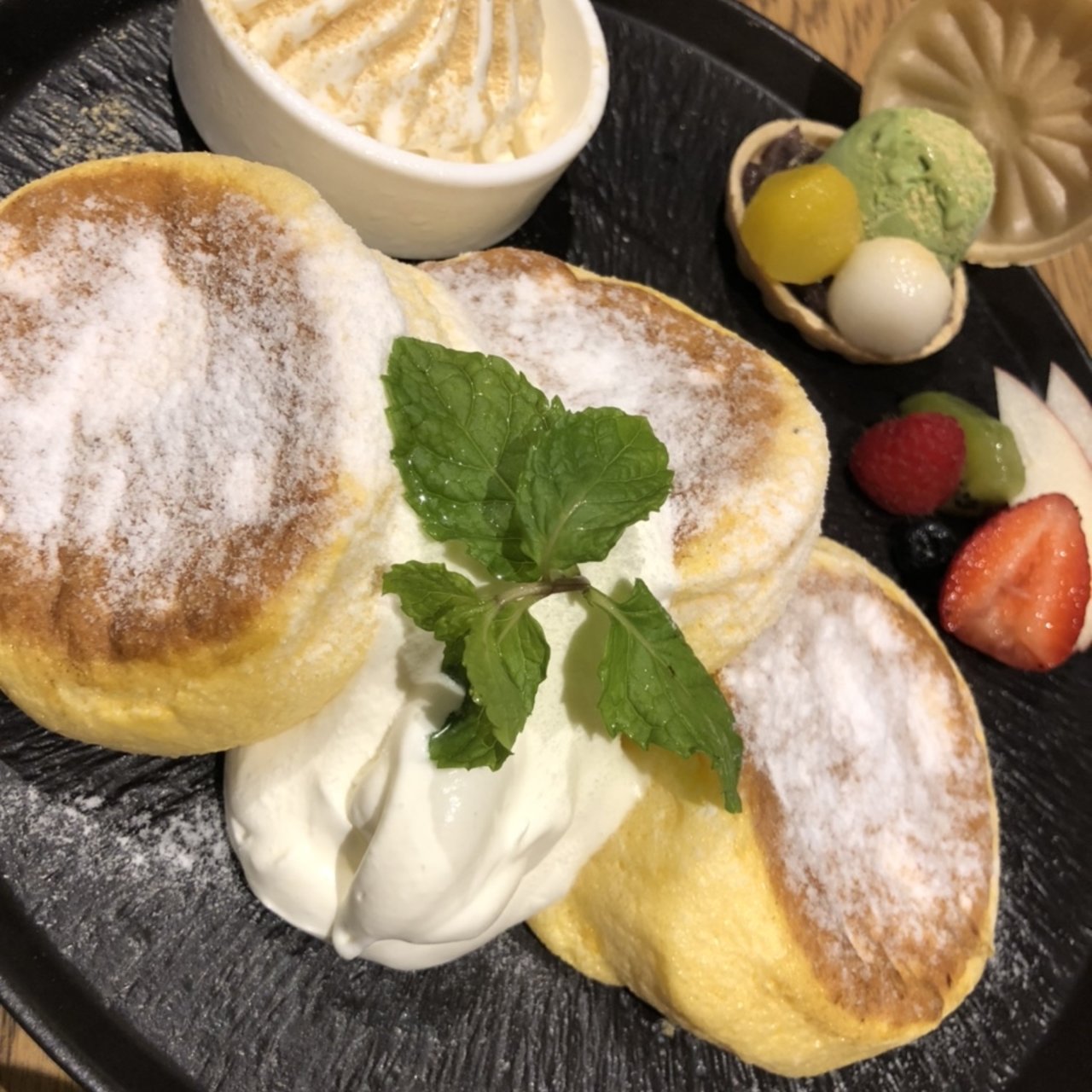 近鉄日本橋駅周辺で食べられる人気パンケーキランキング Sarah サラ