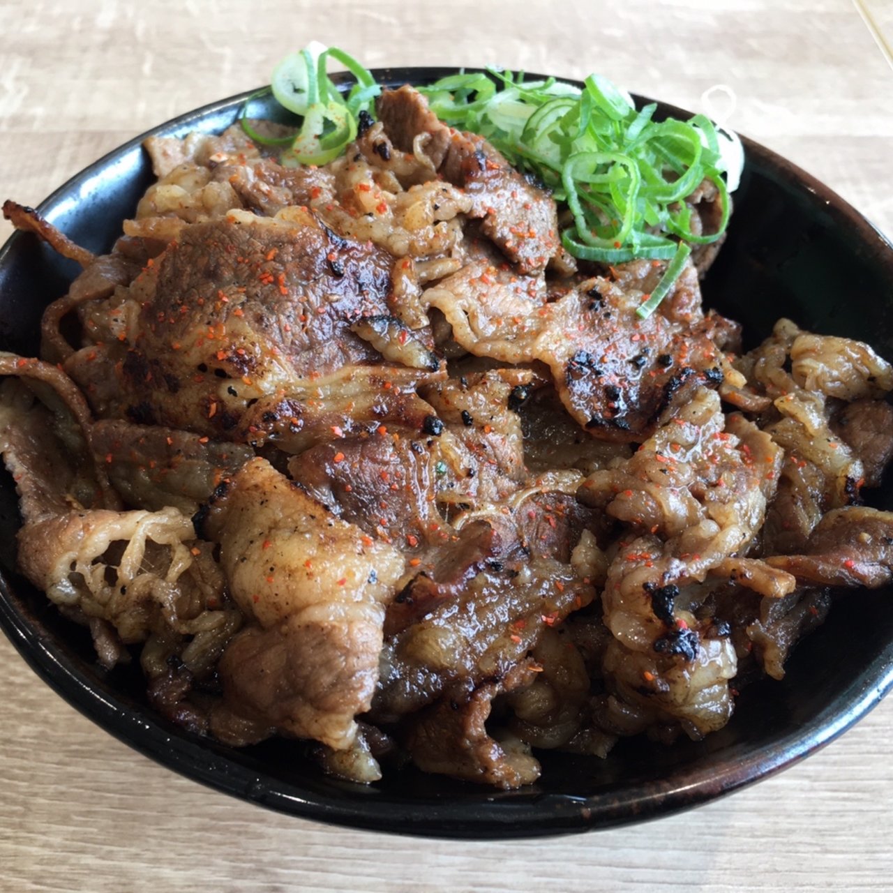 炭火トリプルカルビ焼肉丼 肉のヤマキ商店 伊丹イオンモール店 の口コミ一覧 おいしい一皿が集まるグルメコミュニティサービス Sarah