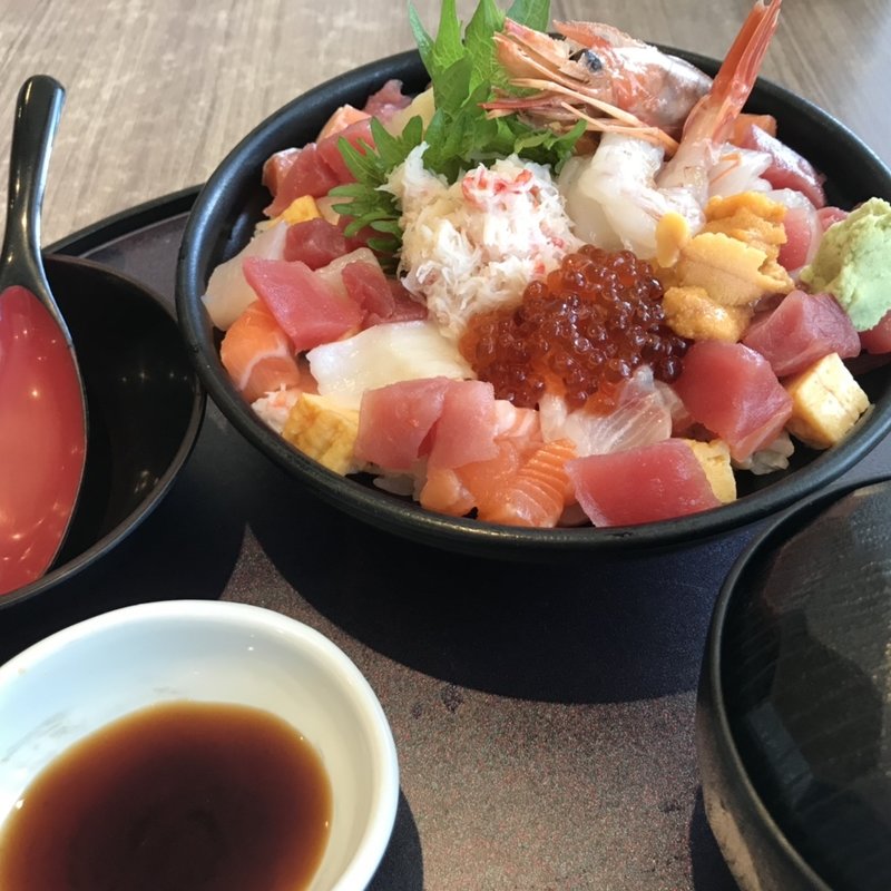 特上海鮮バラちらし(はな膳 増尾店)