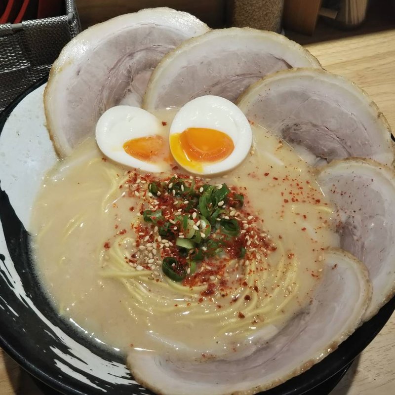近江牛ホルモンラーメン 全部のせ(近江牛ホルモンラーメン 結)