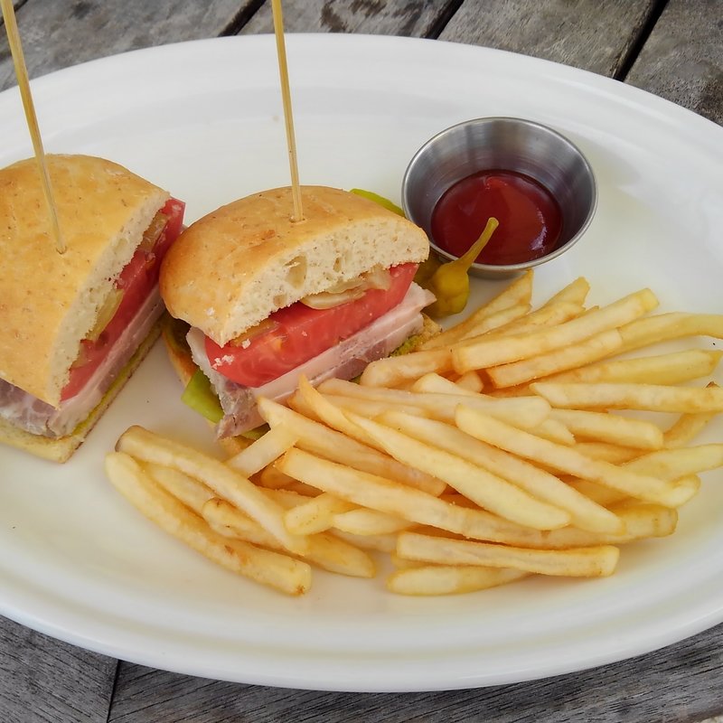 サンドイッチ(レストラン ラ・マーレ)