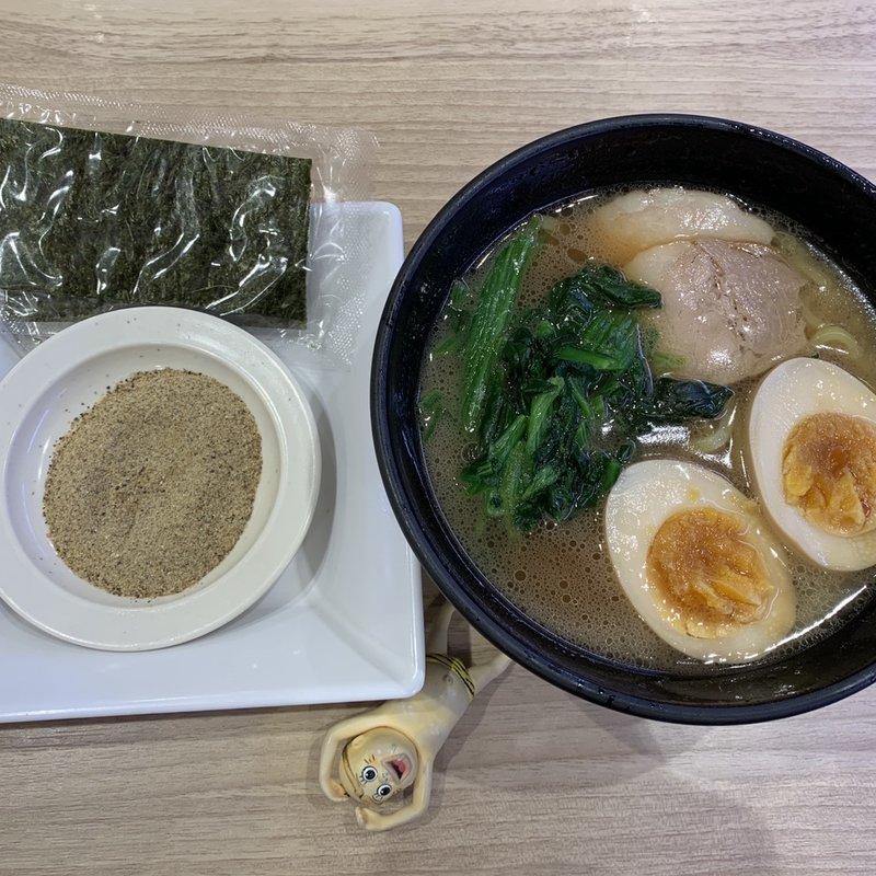 マシマシ煮干しとんこつ醤油らーめん(かっぱ寿司 松原店)