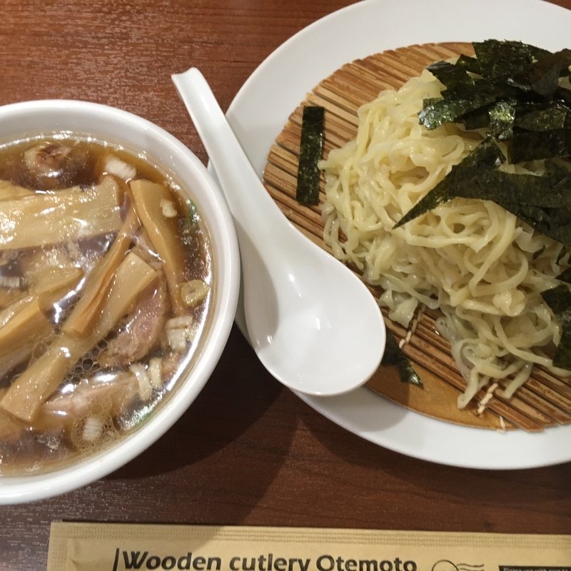 ざる(らぁめん 蔵持)