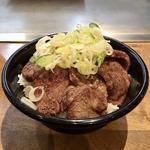 ネギ塩ハラミ丼(インディアンズステーキ 千種今池店)