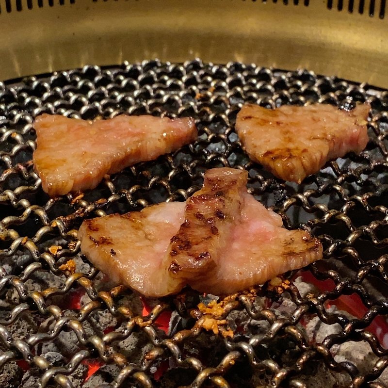 特上カルビ(成香園)