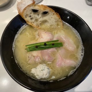 地鶏白湯麺(麺画廊 英 （ハナブサ）)