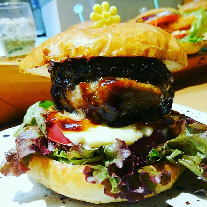 島根産肉厚しいたけステーキバーガー(大枡　玉造店)