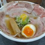 柚子醤油らーめん（スペシャルトッピング）(醤油らーめん ピース 本町店)