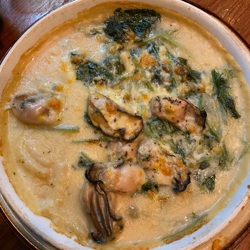 牡蠣とほうれん草のマカロニグラタン(ぐらたん亭 どつぼどーる （ぐらたんてい・どつぼどーる）)