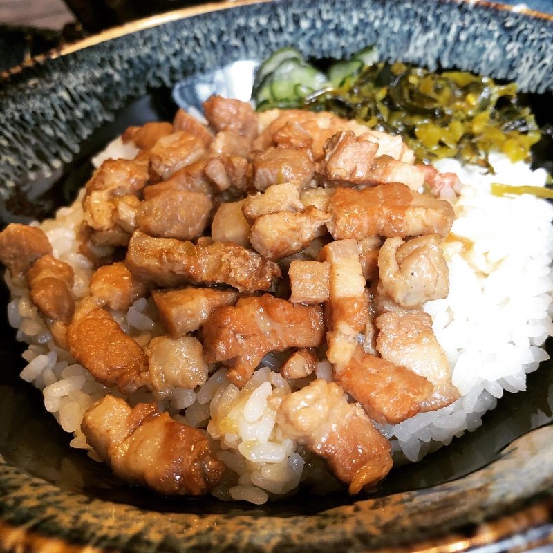 魯肉飯(サイコウッス)