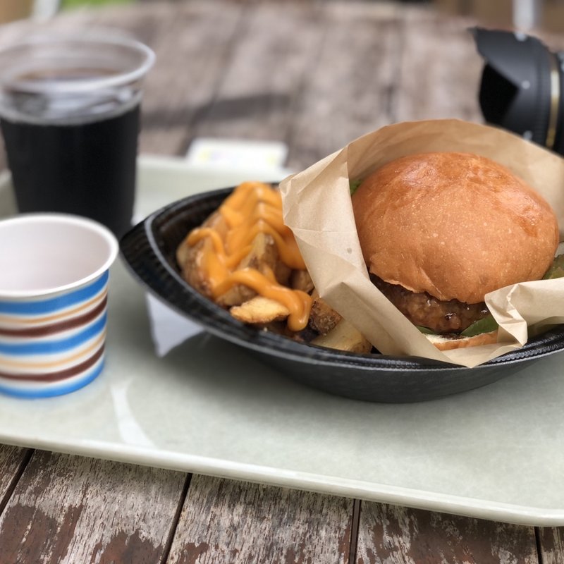 テリヤキバーガーチーズポテトコーラセット(カフェレストラン OAK )