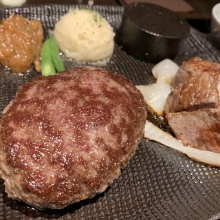 サイコロステーキ&タルタルハンバーグ(黒毛和牛　腰塚　目黒店)