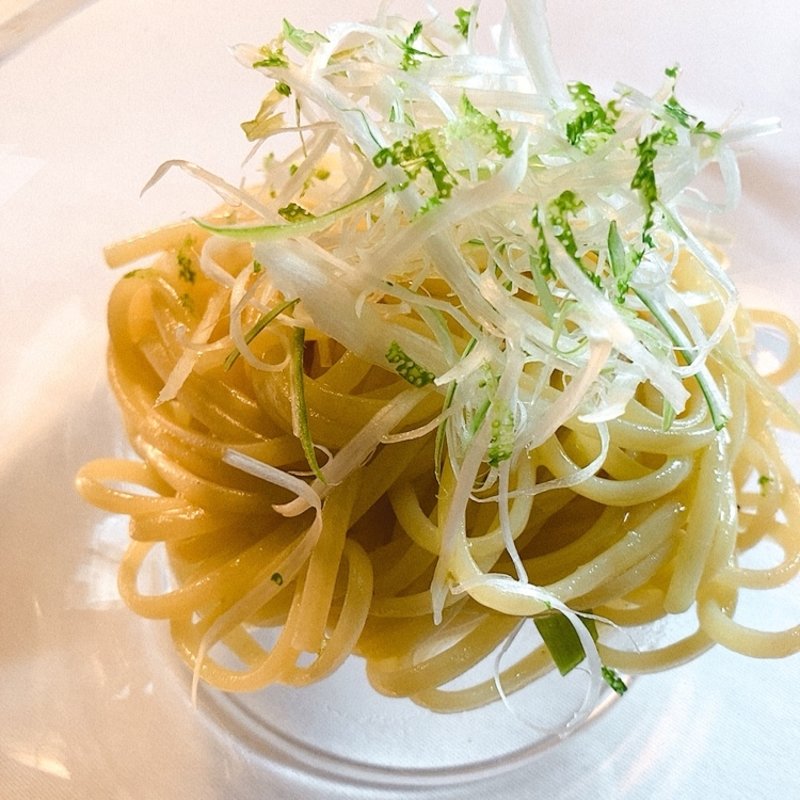 ハマグリのリングイネ　柚子の香り(カルロッタ)