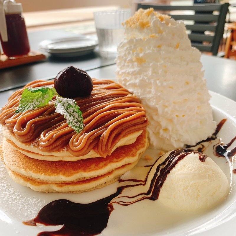 モンブランクリームパンケーキ(Eggs ’n Things さいたま新都心店)