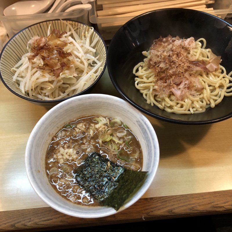濃厚魚介つけ麺(笑福〇わ 梅田店)