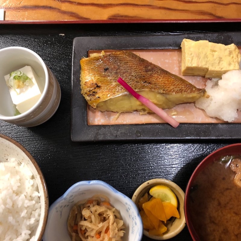 目抜西京焼（週替わり魚定食）(八丁堀 朋（ハッチョウボリ トモ）)